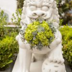 12 Green-Bridal-Bouquet-We-Just-Loves-The-Striking-Contrast-with-the-White-Lion-Statue