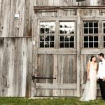 30 Rustic-Barn-Wedding Vue Photography
