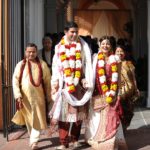 39 Hindu-Wedding-Couple-Flower-Garlands