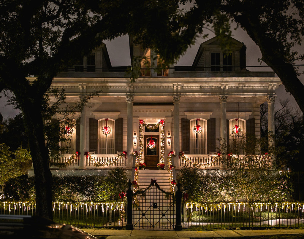 Christmas House Decorating Services Traditional Pine Garland, Wreaths And Lights Photo By Valerie Esparza Nolavalopt Christmas House Decorating Services Traditional Pine Garland, Wreaths And Lights Photo By Valerie Esparza Nolavalopt