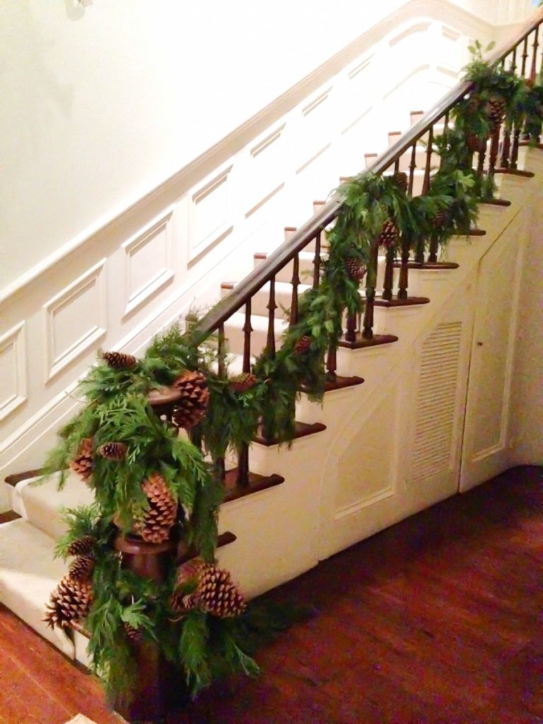 Simple Greenery And Pine Cone Garland For The Home Jpeg Optimizer Img 1644 Edited