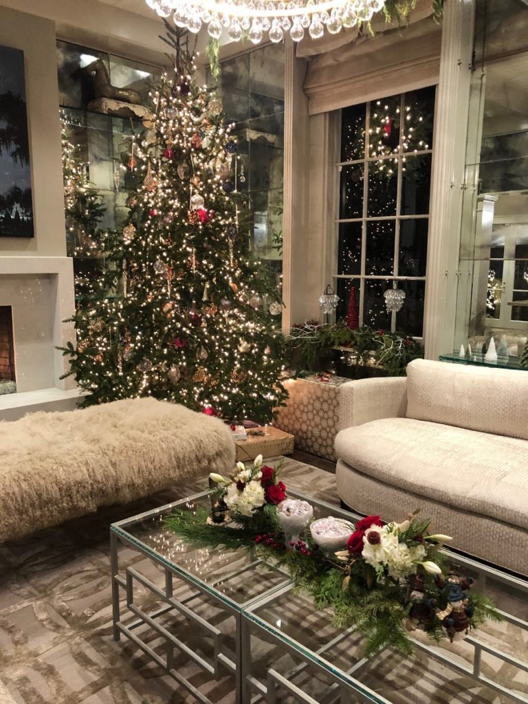 Upscale Holiday Bling Home Decor & Tree Decorating Jpeg Optimizer Img 3092 Upscale Holiday Bling Home Decor & Tree Decorating Jpeg Optimizer Img 3092