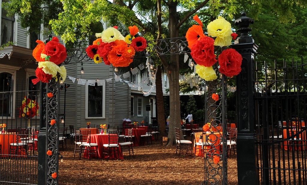 103 Cast Iron Gate Entrance Paper Fiesta Cinco De Mayo Theme Flowers Urban Earth Studios 103 Cast Iron Gate Entrance Paper Fiesta Cinco De Mayo Theme Flowers Urban Earth Studios