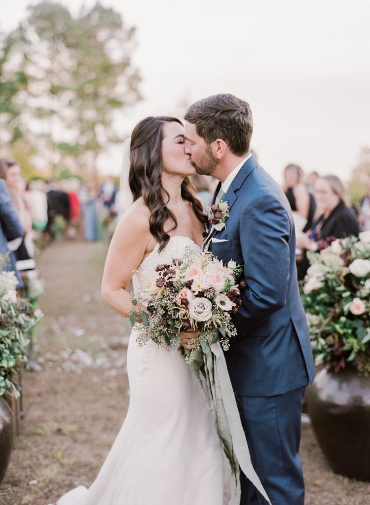 24 You May Now Kiss The Bride (1) 24 You May Now Kiss The Bride (1)