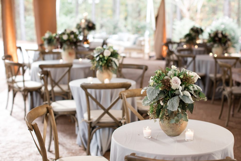 41 Dusty Miller Garden Roses In Terra Cotta Olive Jar (1) 41 Dusty Miller Garden Roses In Terra Cotta Olive Jar (1)