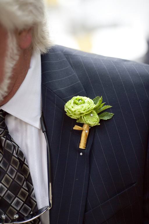 Bold Green Flower Wedding Lapel Pin On 3434