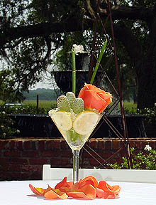 Martini Madness Cocktail Arrangemeht Orange Rose 